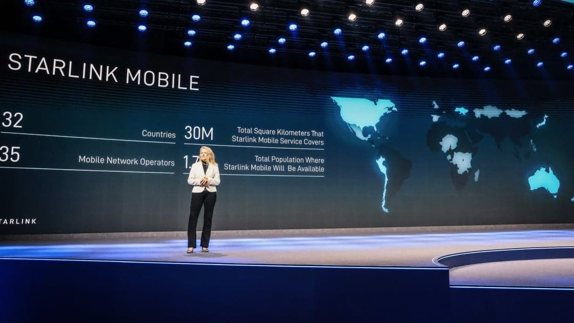 SpaceX Might Acquire More Spectrum for Starlink Mobile Via FCC Auction